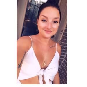 Meet your Posher, Alexandra